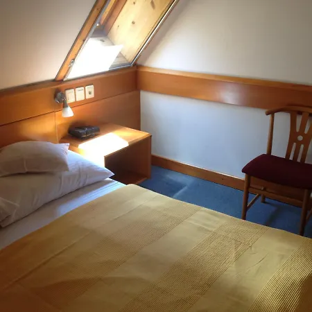 Hotel Apart Hotel Апарт-отель Хевиз